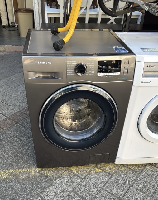 Camasir-Makinesi-Satarken-Dikkat-Edilmesi-Gerekenler